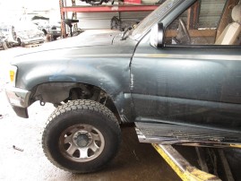 1992 TOYOTA 4RUNNER, 3.0L AUTO 4WD, COLOR GREEN, STK Z15912